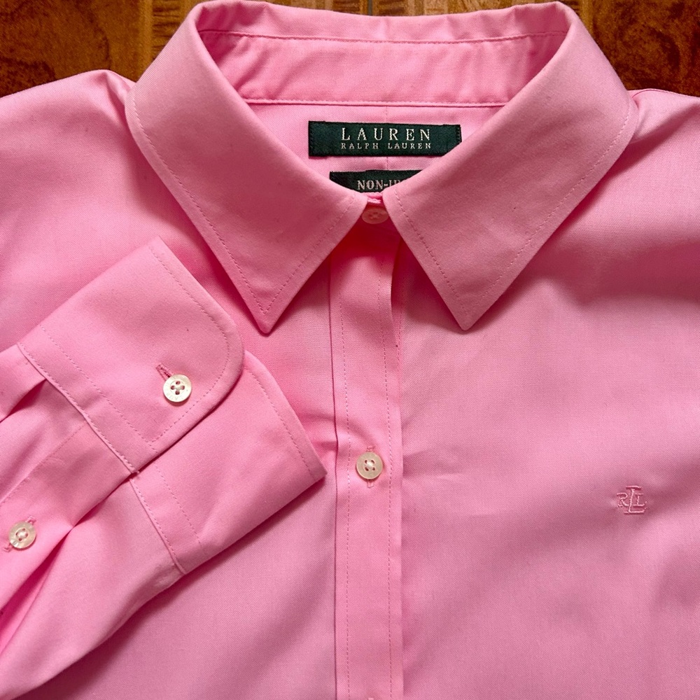 Lauren by Ralph Lauren Pink Long Sleeve Shirt Size Medium Non-Iron